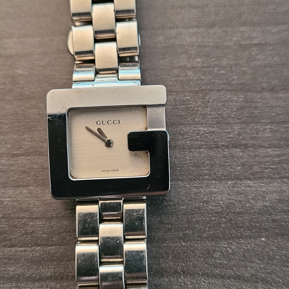 Women's Gucci Timepiece